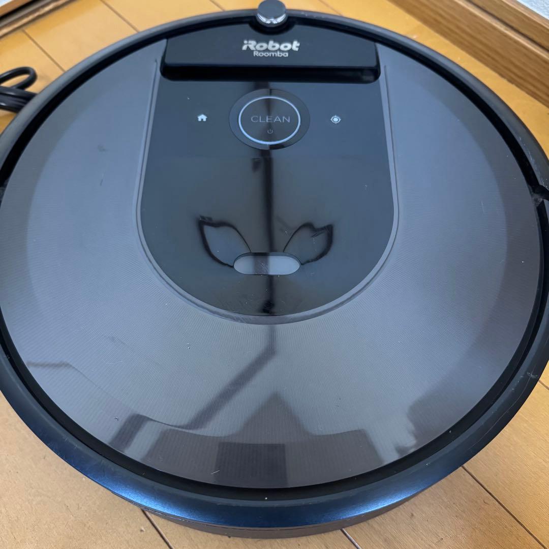 iRobot Roomba i7（アイロボット ルンバ i7）ロボット掃除機