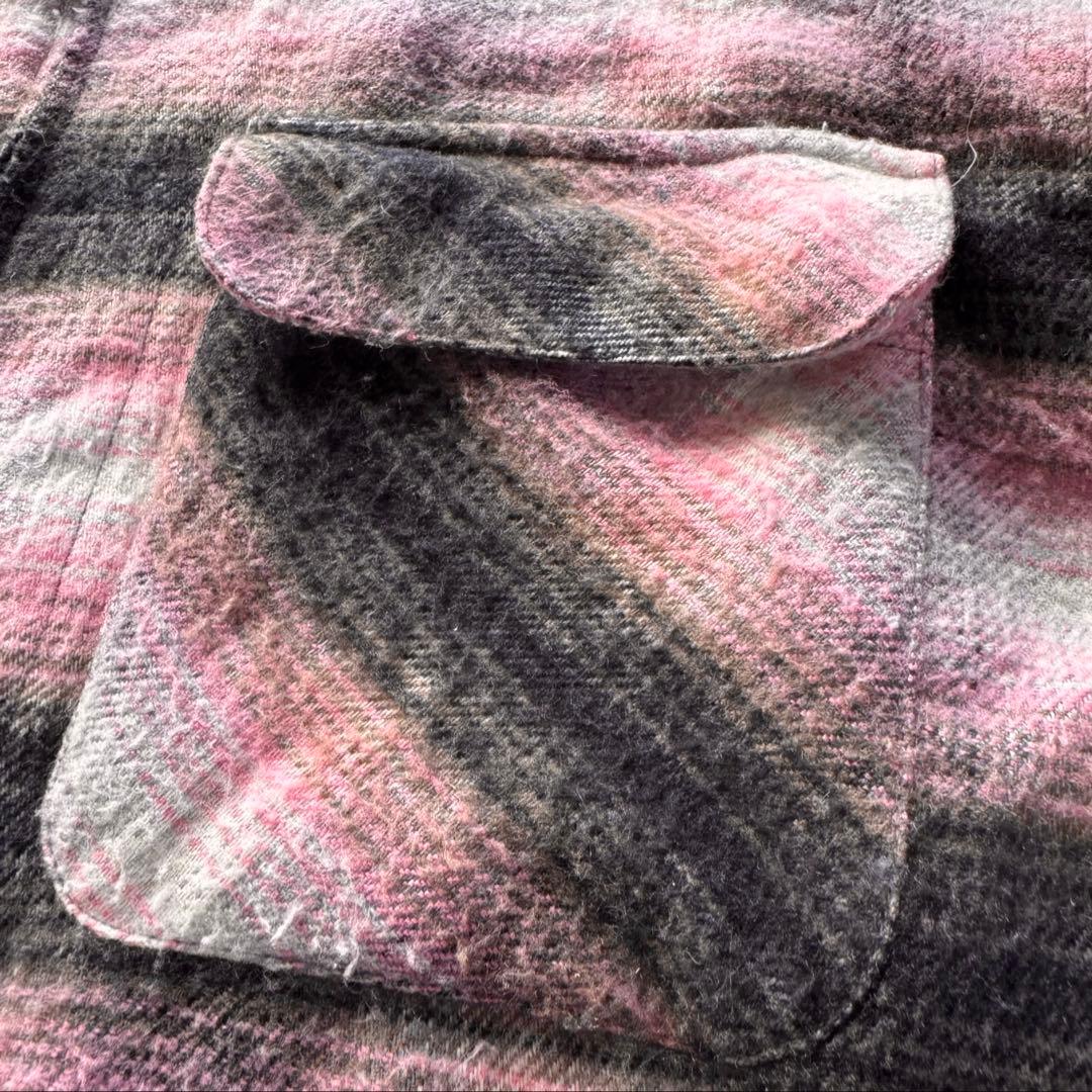 好配色ピンク黒白 WORLD unique オンブレジップネルシャツサイズ　L