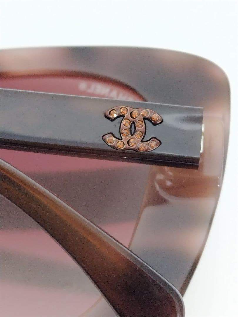 も*わ様 CHANEL ブラウン サングラス　ケース付
