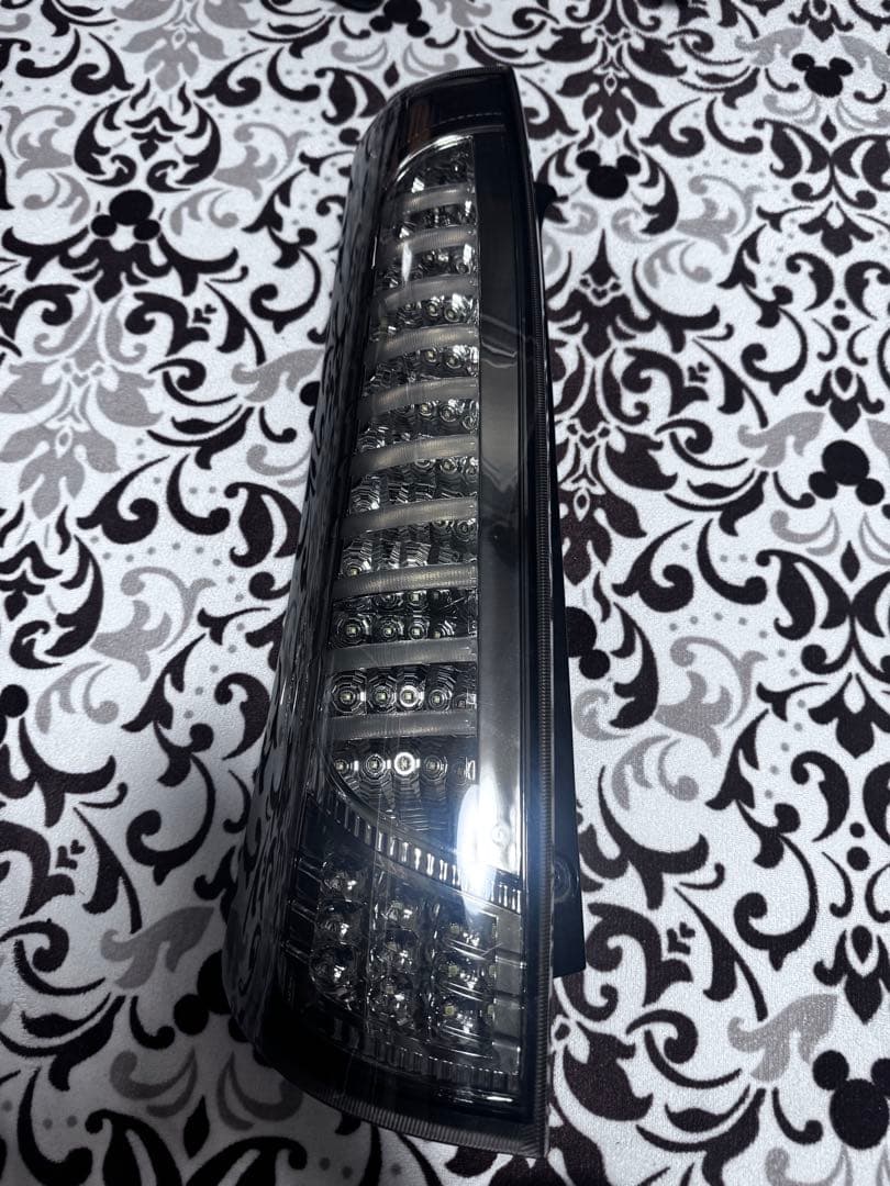 ルークス ml21s パレットSW テールランプ　LED DEPO製