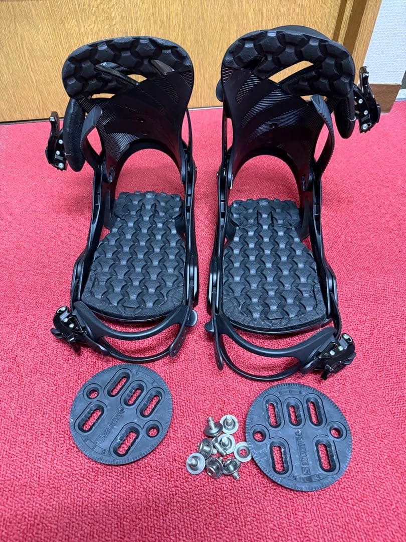 あ*ー様 SALOMON バインディング RHYTHM BLACK　正規品 スノ
