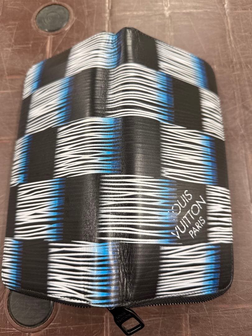 LOUIS VUITTON チェック柄 長財布