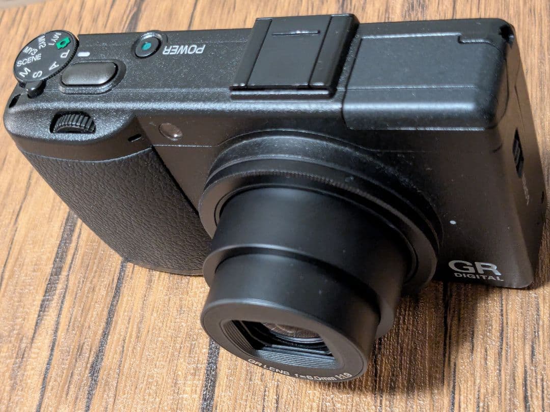 RICOH GR DIGITAL Ⅲ 高画質 GR LENS F1.9 搭載