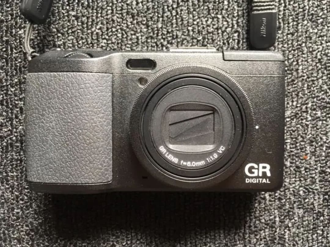 デジタルカメラ RICOH GR DIGITAL IV