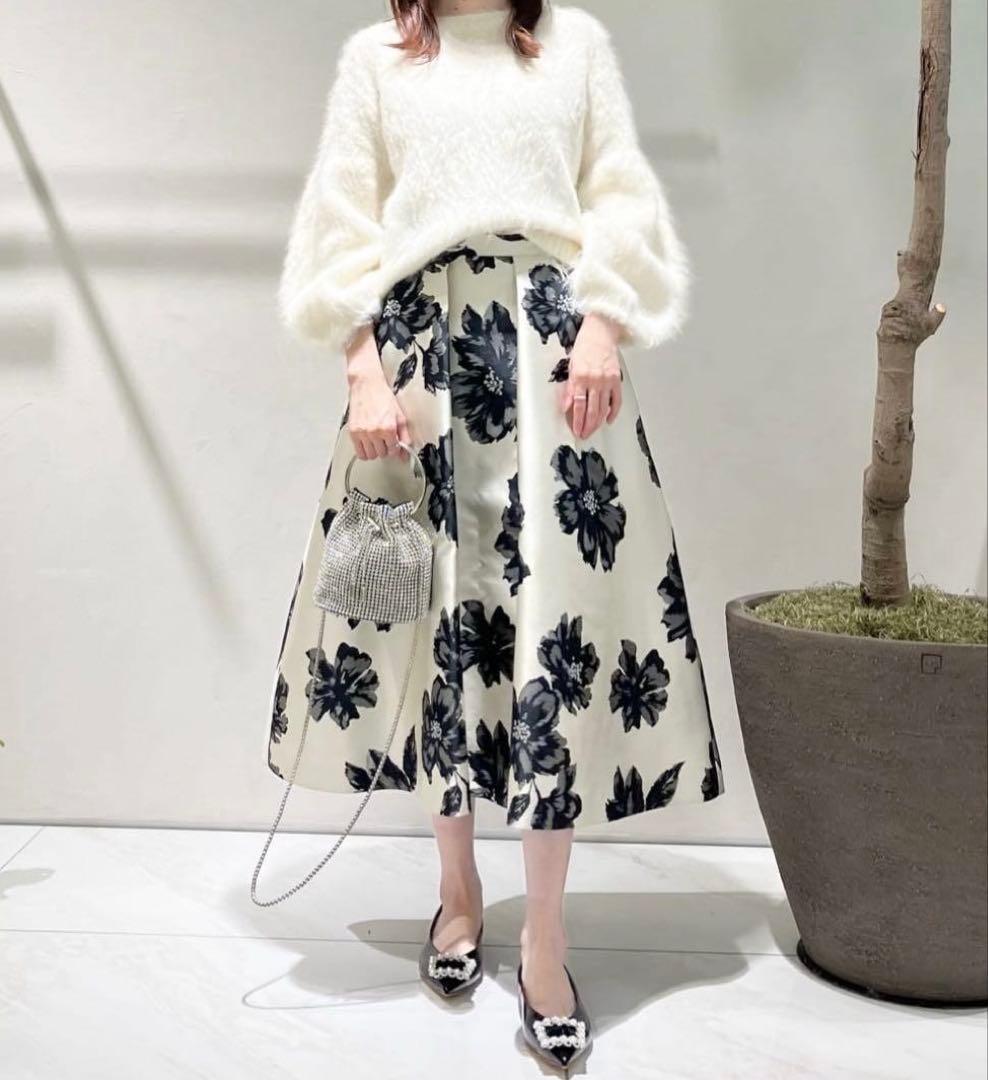 【新品未使用タグ付】allureville ラメフラワージャガードスカート