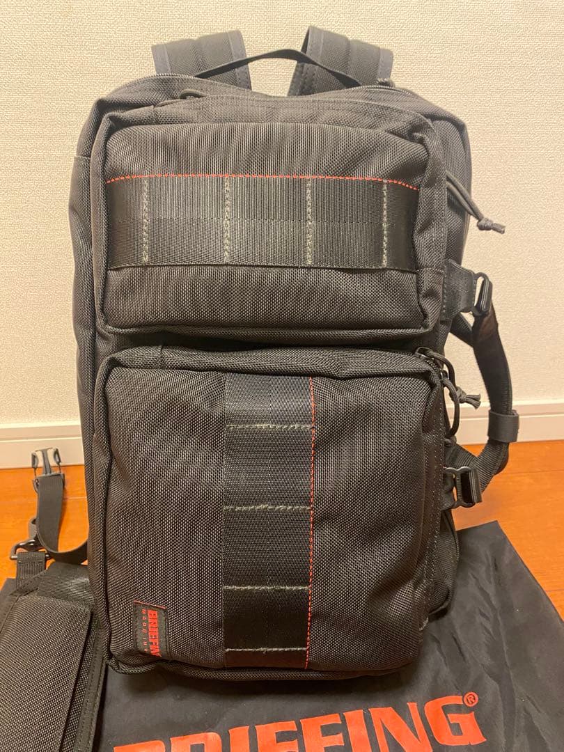 BRIEFING ネオトリニティライナー