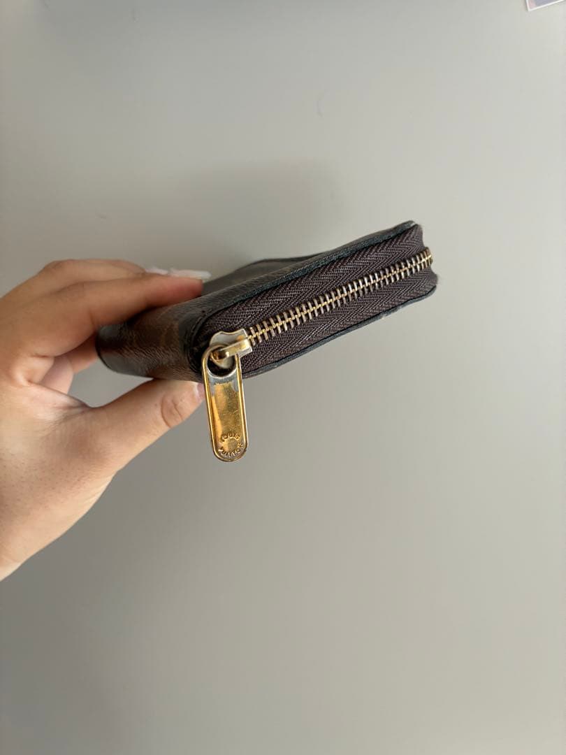 LOUIS VUITTON 財布