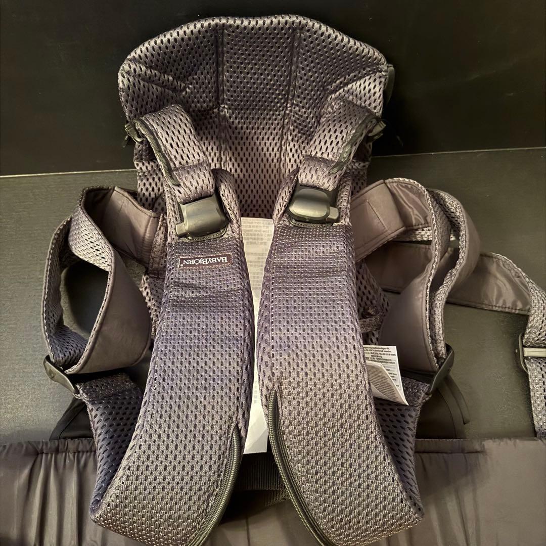 【美品】ベビービョルン ワンカイエアー アンスラサイト 抱っこ紐