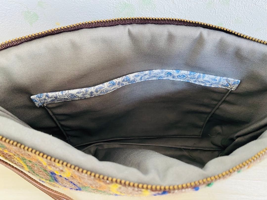 ミナペルホネン タルト ブラウンショルダーバッグ