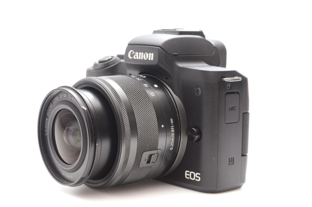 デジタルカメラ Canon EOS Kiss M 15-45mm F3.5-6.3 IS STM