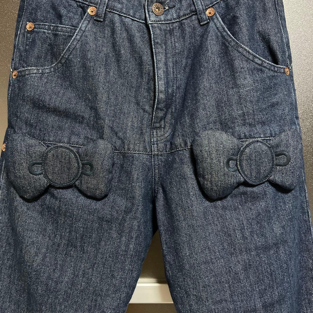 みるる♡迅速丁寧対応♡ Candy Stripperハローキティデニム