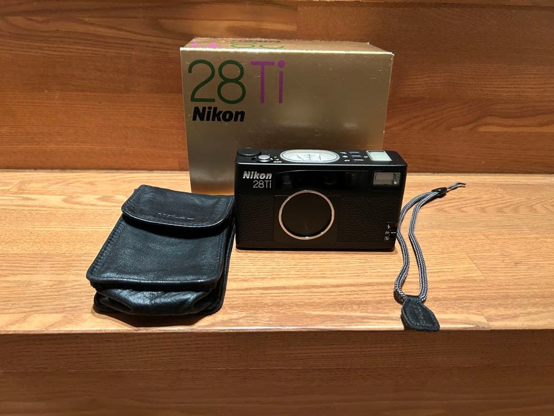 Nikon 28Ti コンパクトフィルムカメラ