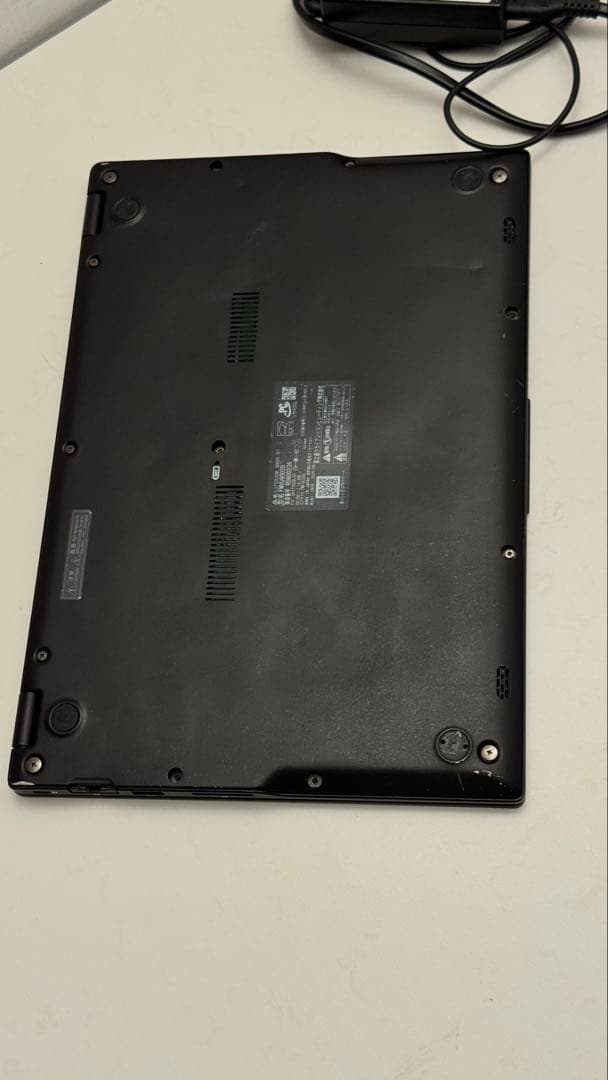 Fujitsu Lifebook 13.3インチ 本体 ACアダプター付き