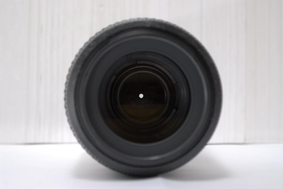 Ruracha 様　Nikon D5200 ダブルズームキット バリアングル液晶