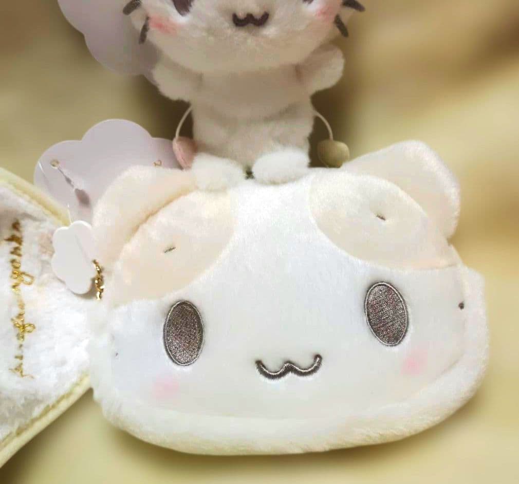 マシュマロみたいなふわふわにゃんこ　ぬいぐるみ　マスコットチャーム　ポーチ　３点