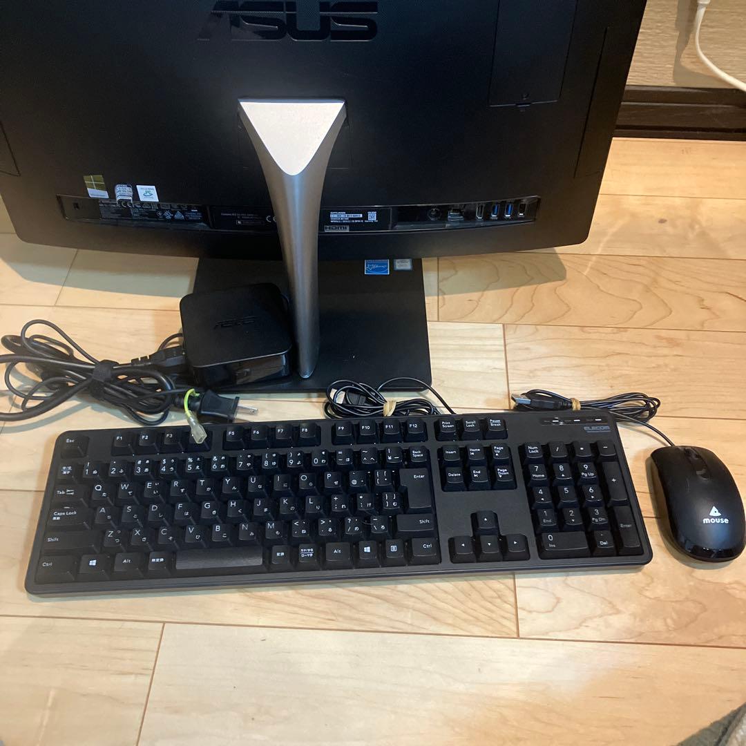 ASUS 一体型デスクトップPC /core i5/1TB/Windows11