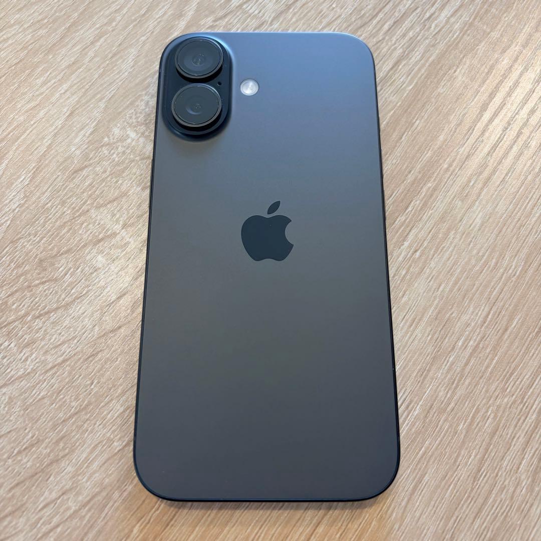 iPhone 16 128GB SIMフリー バッテリー最大容量 100%