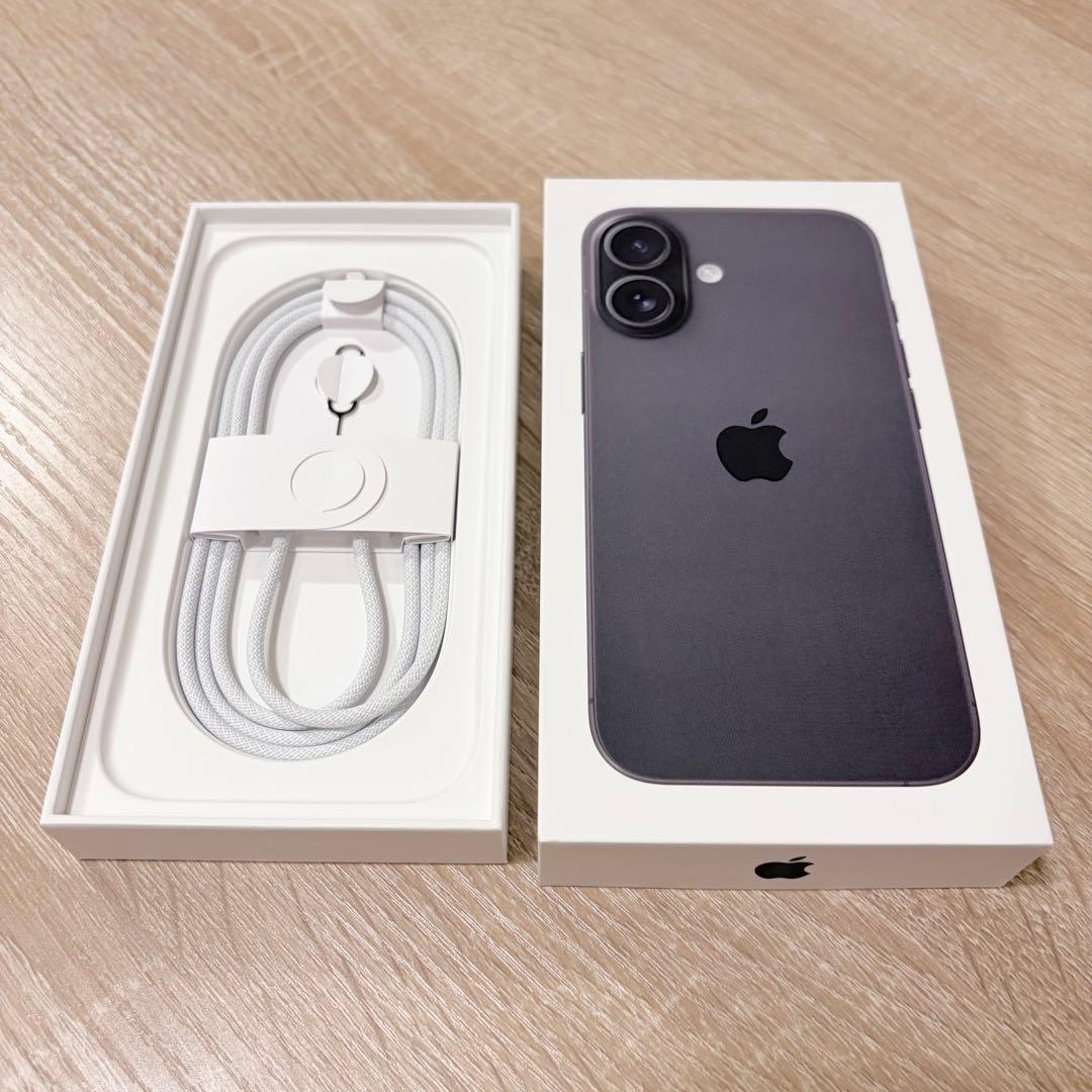 iPhone 16 128GB SIMフリー バッテリー最大容量 100%