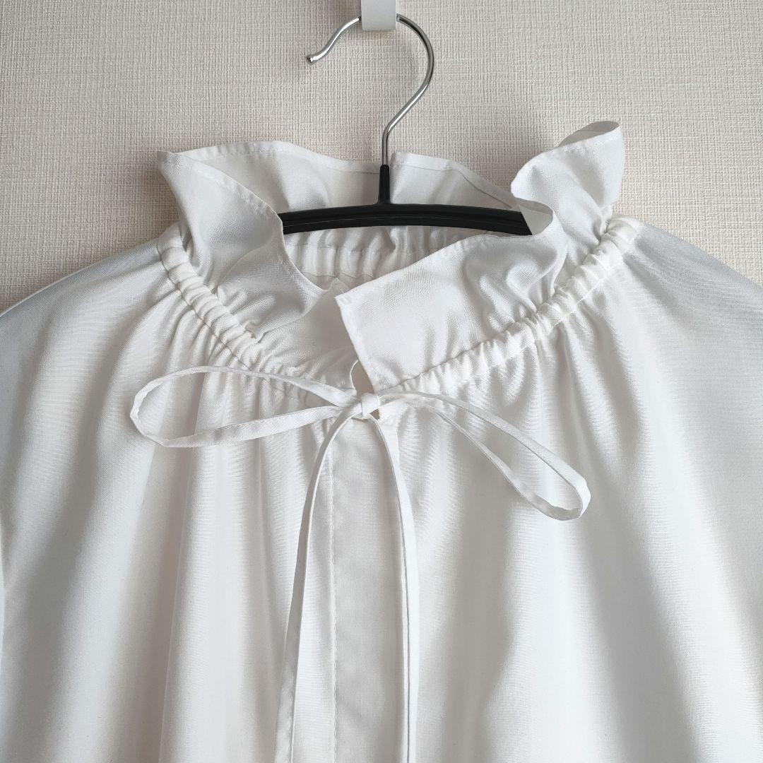 美品 ユナイテッドアローズ フリルカラーフレアスリーブブラウス