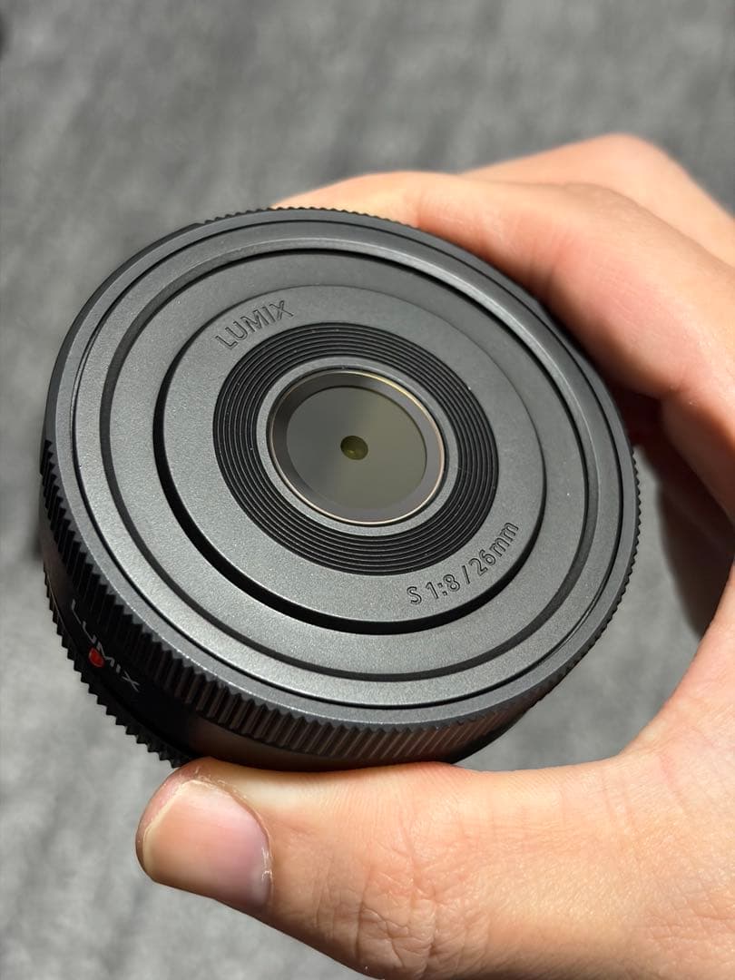 LUMIX S 26mm F8 単焦点レンズ　S-R26