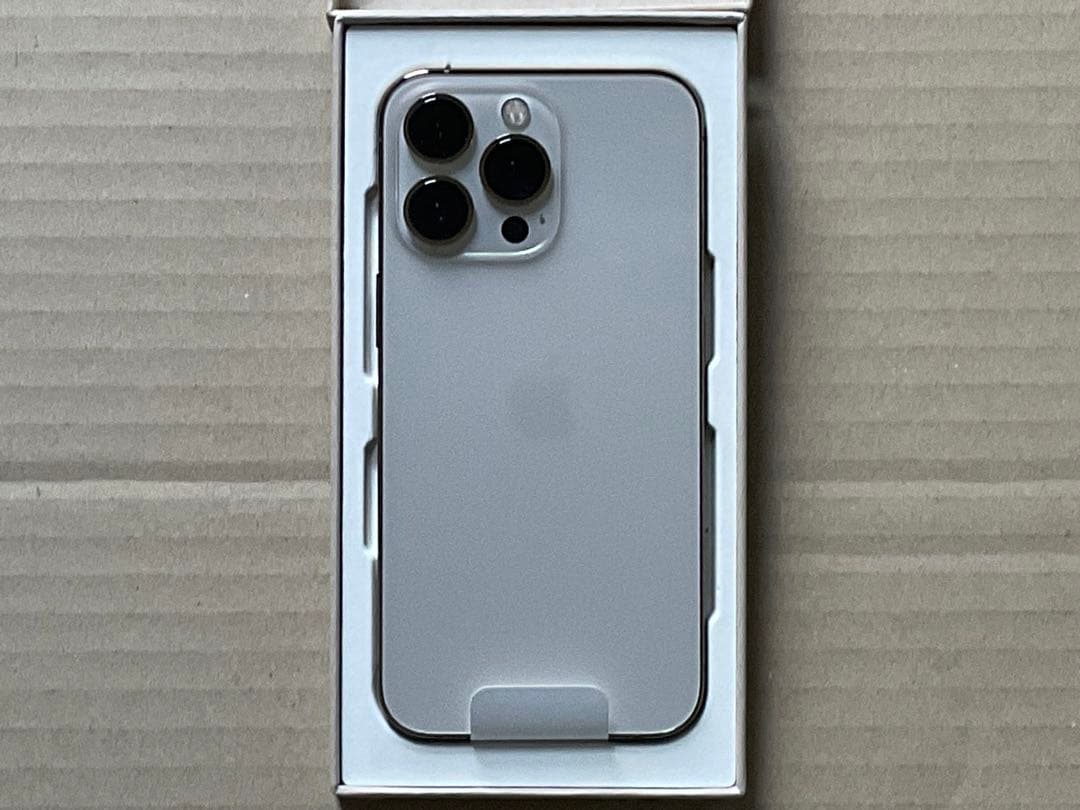 新品未使用　13PRO 128gb AppleCare simフリー　gold