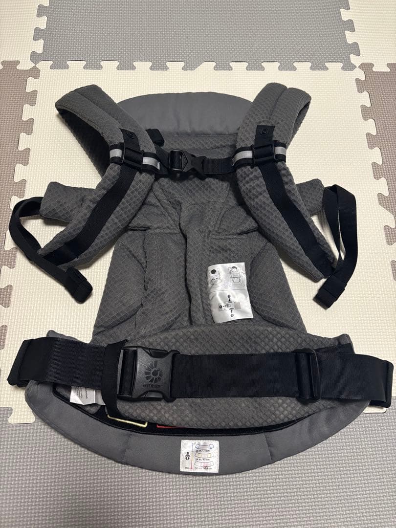 【美品】エルゴ オムニブリーズ 抱っこ紐・おんぶ紐 グレー