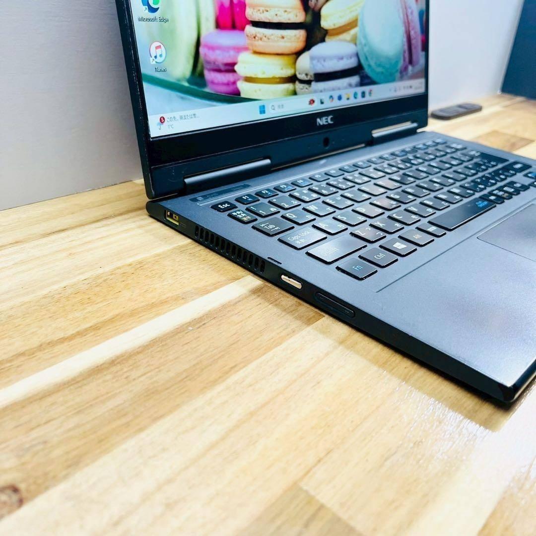 【人気】8世代i5✨メモリ8GB✨SSD256GB✨カメラ ノートPC モバイル