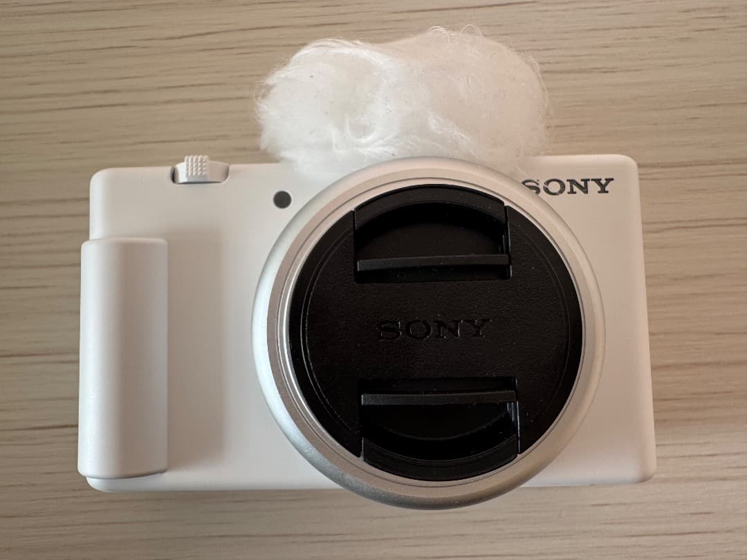 最終値下げ【美品】SONY　ZV-1F W　バッテリーチャージャー付き Vlog