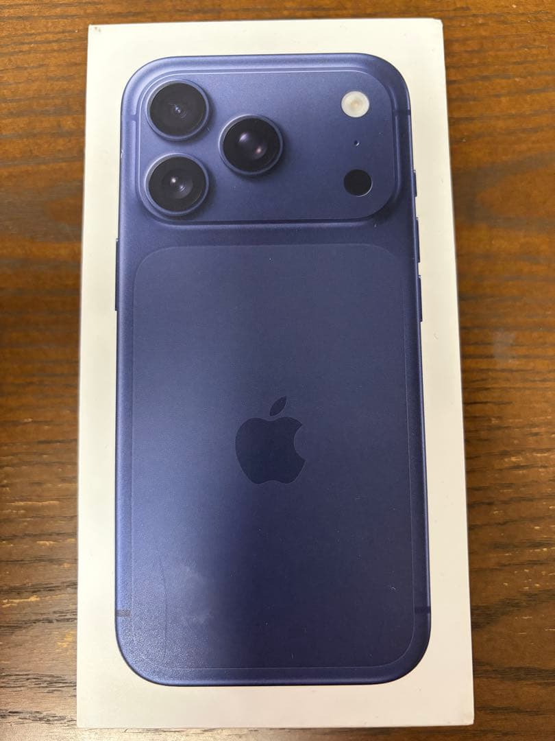 iPhone 17 Pro 256GB ディープブルーSIMフリー PITAKA