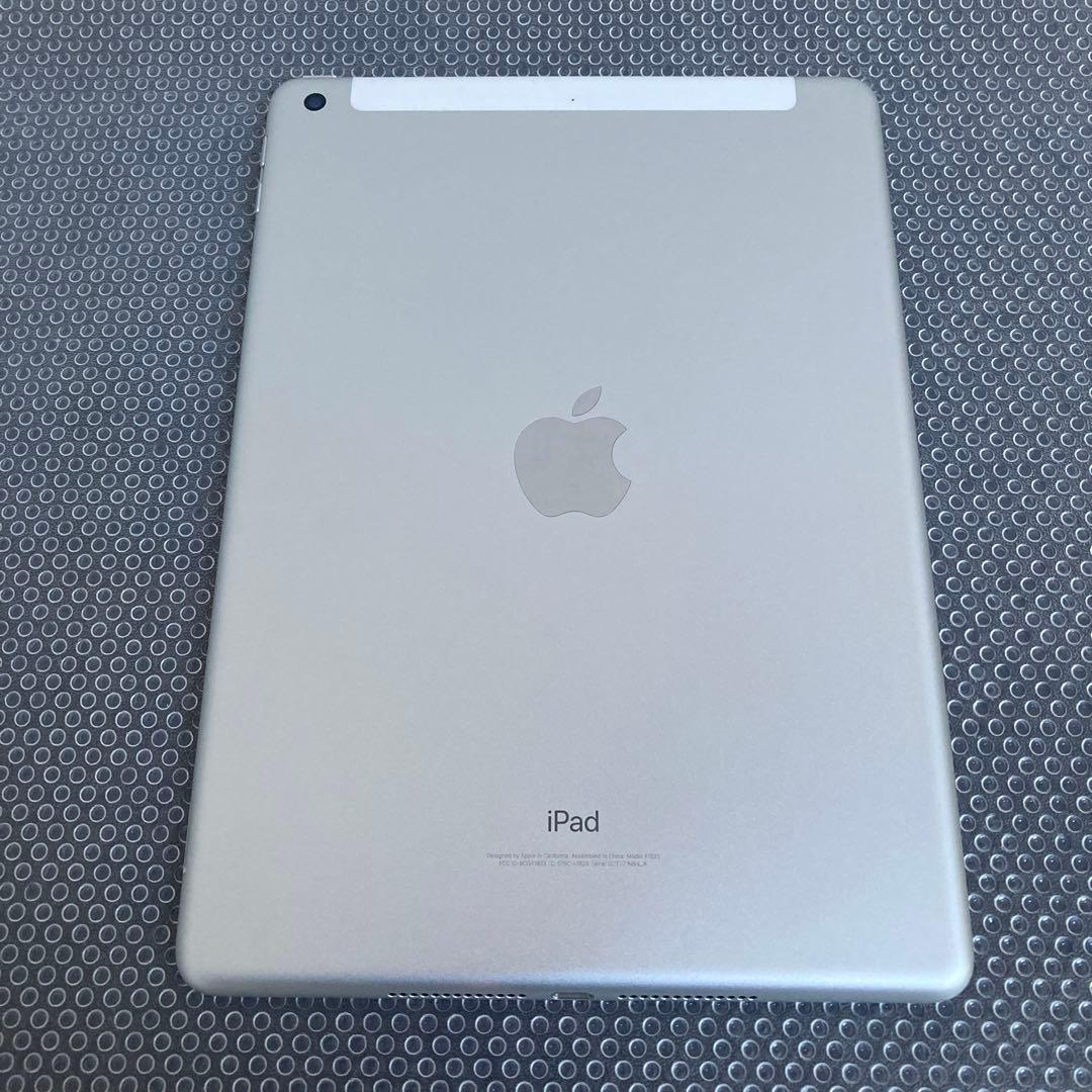 3188 美品☆電池ほぼ新品☆iPad5 第5世代 32GB SIMフリー☆