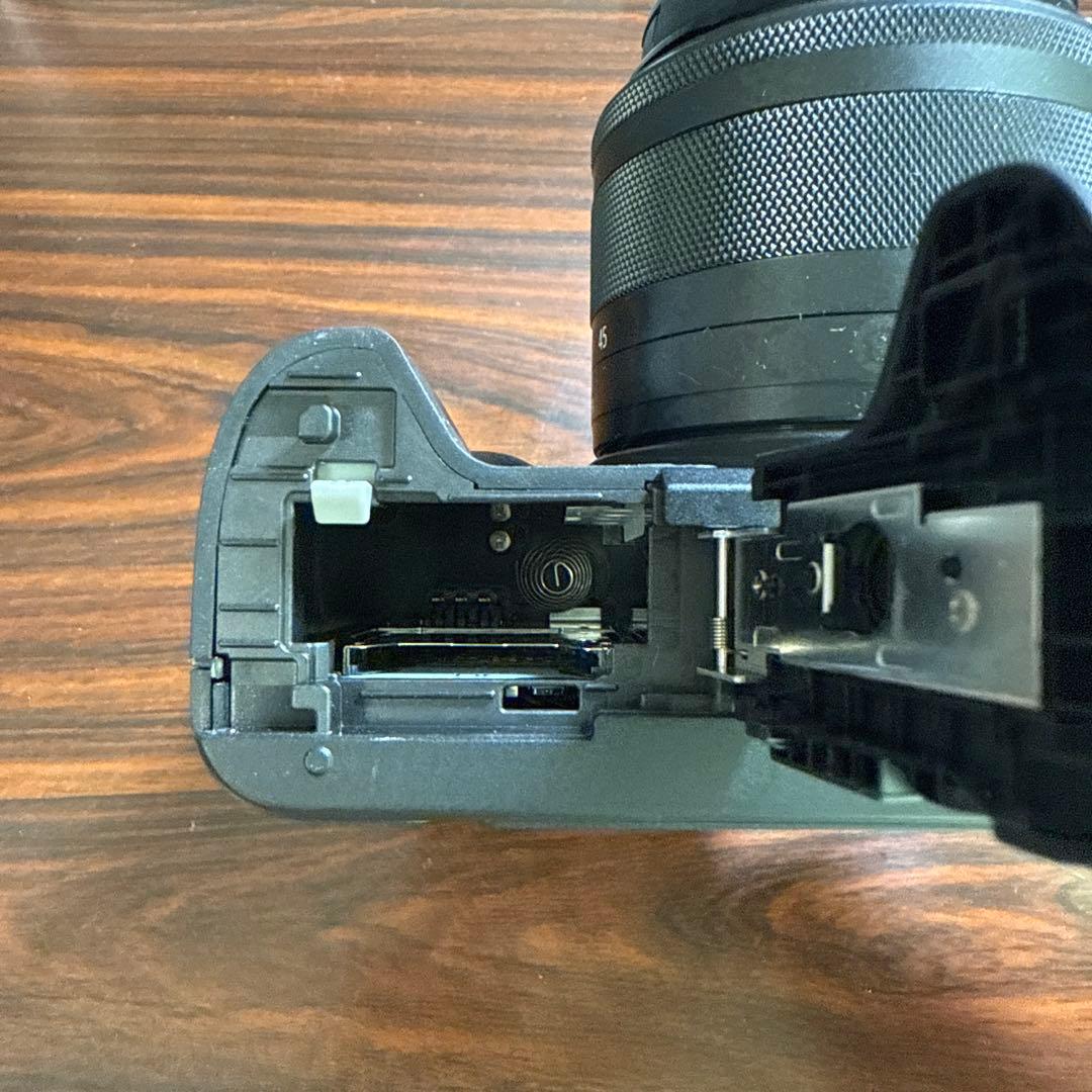 Canon ミラーレス一眼カメラ EOS Kiss M2 キット ブラック