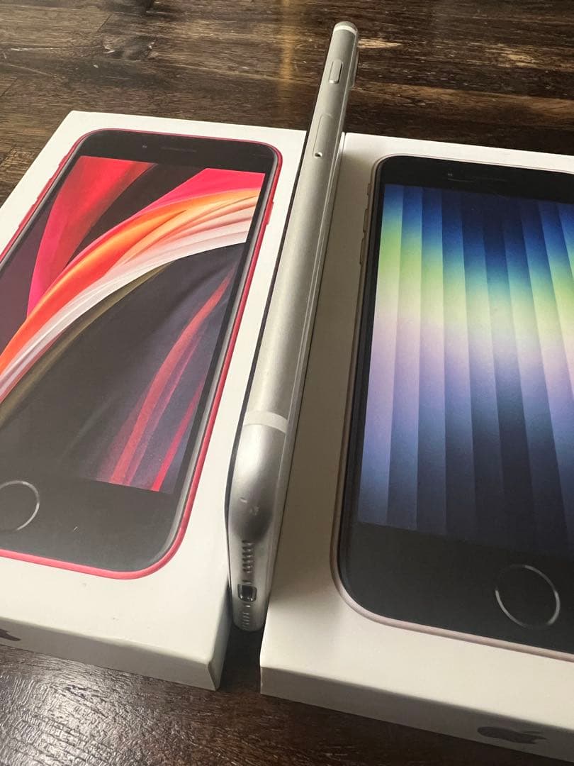 Apple iPhone SE (第2世代) ホワイト 元箱付き simフリー