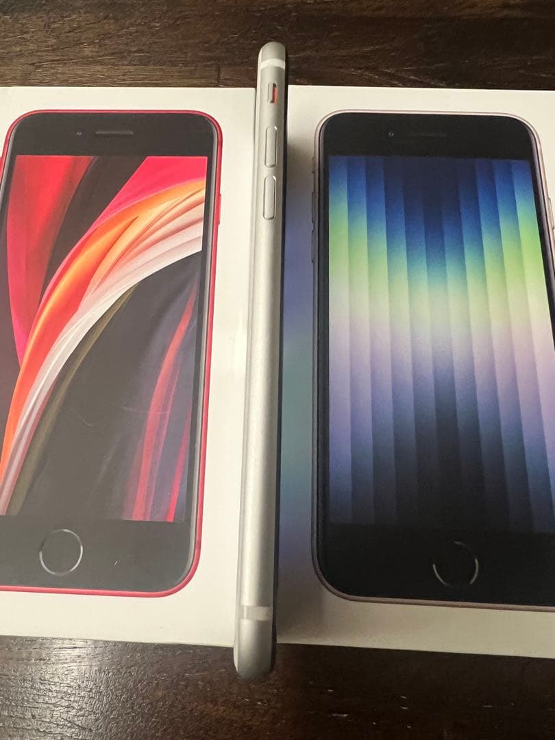 Apple iPhone SE (第2世代) ホワイト 元箱付き simフリー