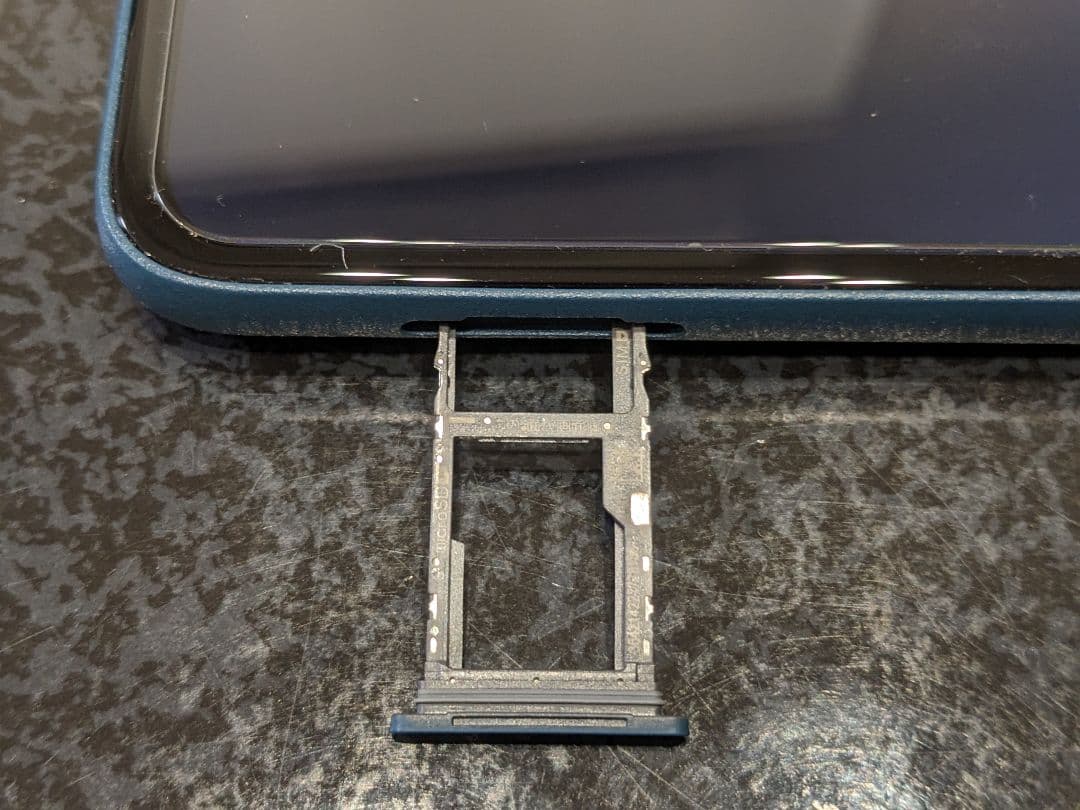 FCNT arrows We2 F-52E (管-8106)