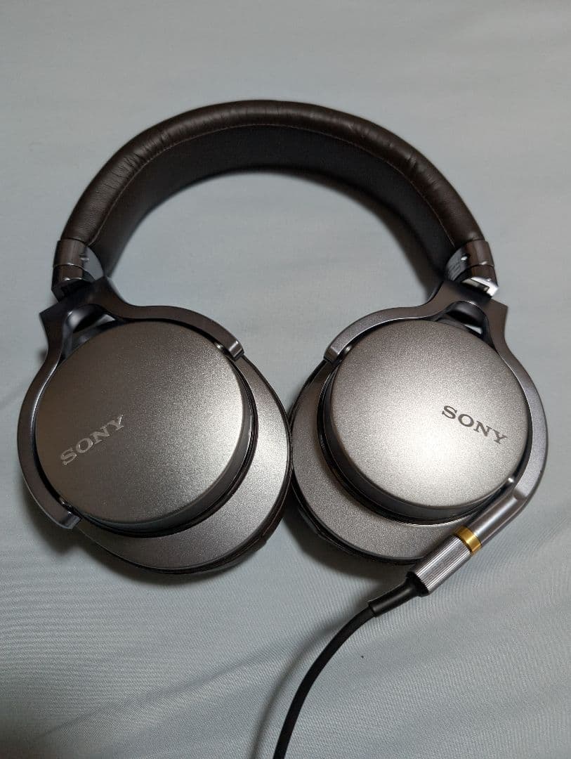 SONY MDR-1A ケース付き
