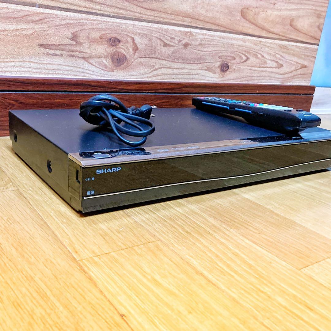 SHARP シャープ　ブルーレイ レコーダー HDD 500GB 2チューナー