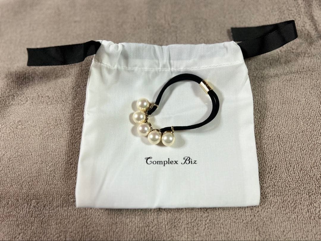 Complex Biz コンプレックスビズ ポライトシェルパール ポニー