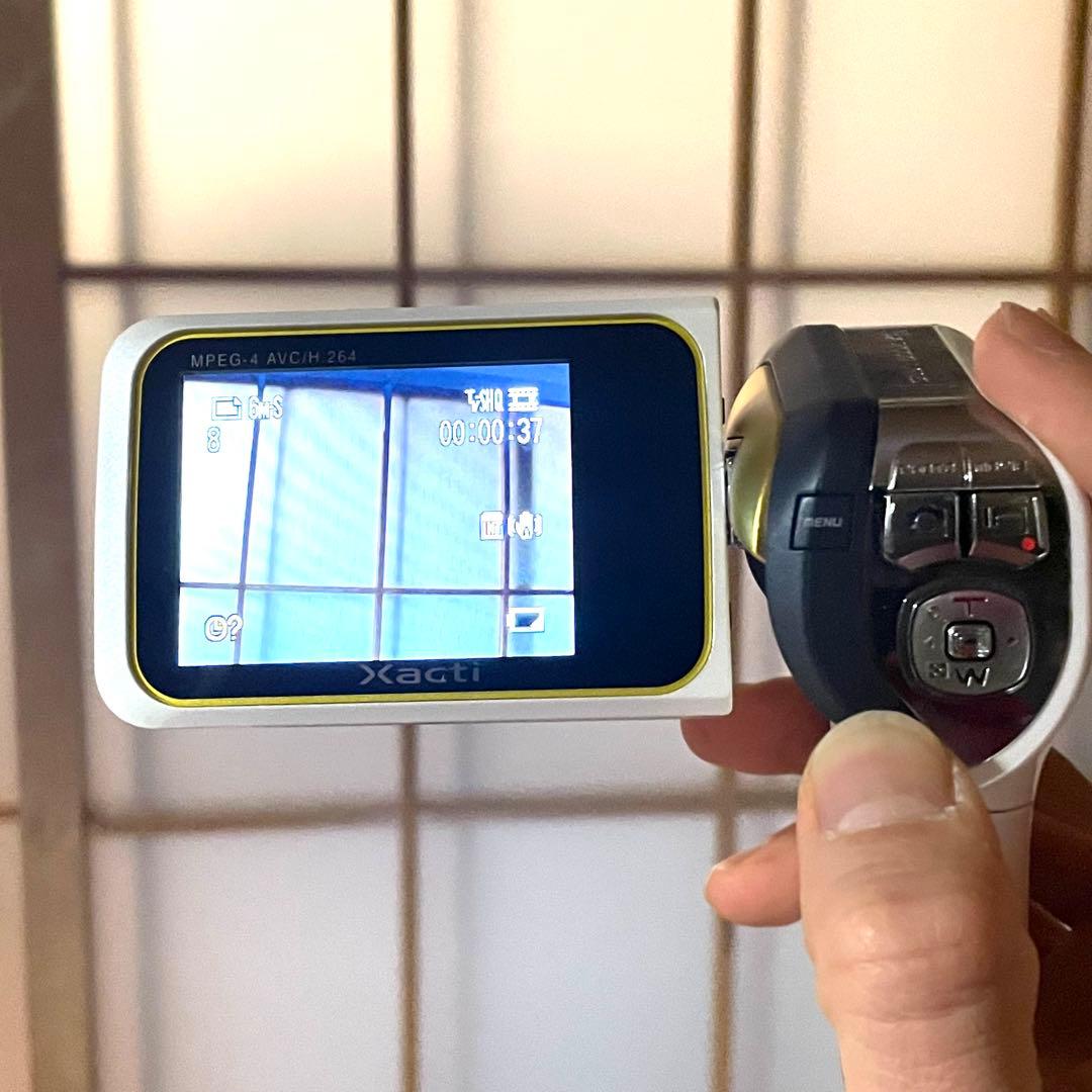 ✨水中撮影可✨ SANYO Xacti DMX-CA65 防水型ビデオカメラ