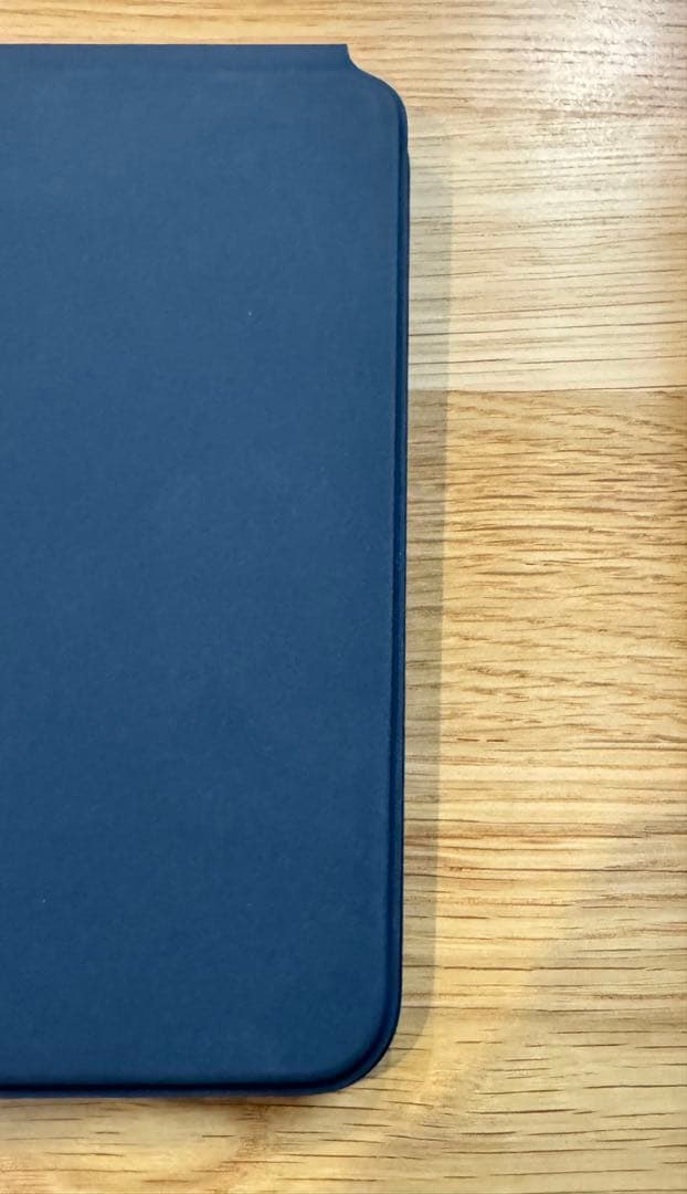 Apple マジックキーボード11インチMXQT2J/A A2261