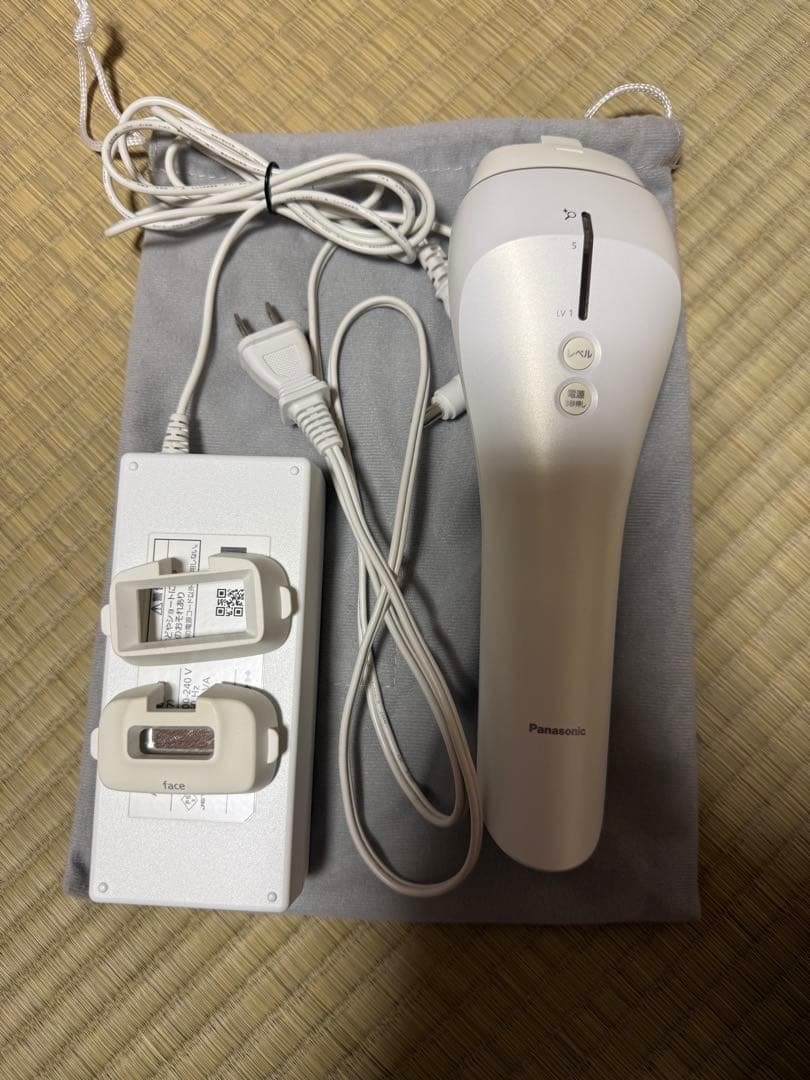 Panasonic ES-WP82 脱毛器 充電器付き