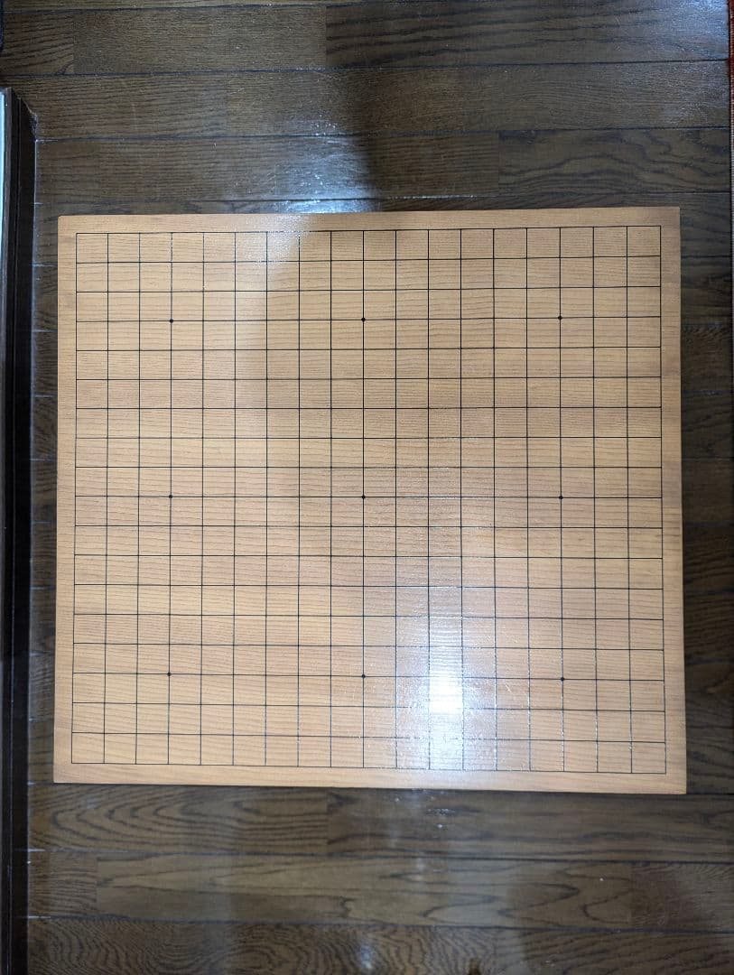 本格囲碁セット　基盤　蛤碁石　那智黒石　脚/へそ　桐のケース付き