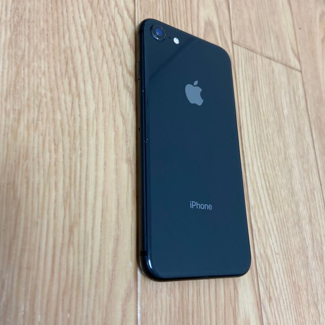 Apple iPhone 8 256GB 本体のみ