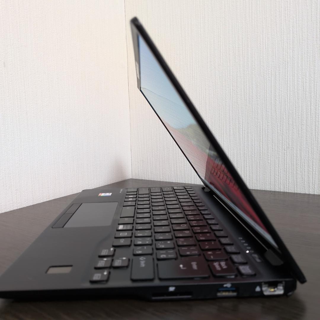 【第11世代Corei7✨薄型】富士通 U9311/F 16GB 256GB