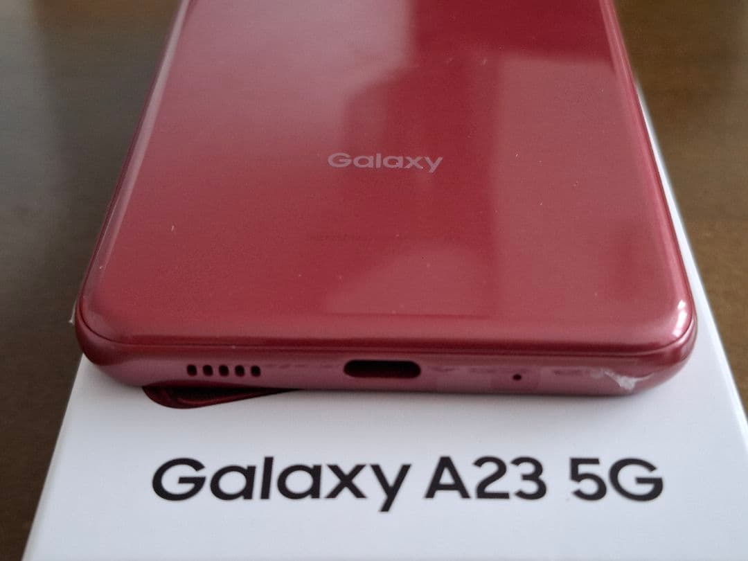 Galaxy A23 5G　SC-56C レッド 美品　おまけ付き