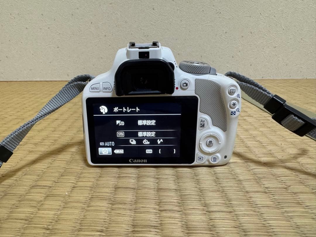 Canon EOS Kiss X7 ホワイトセット