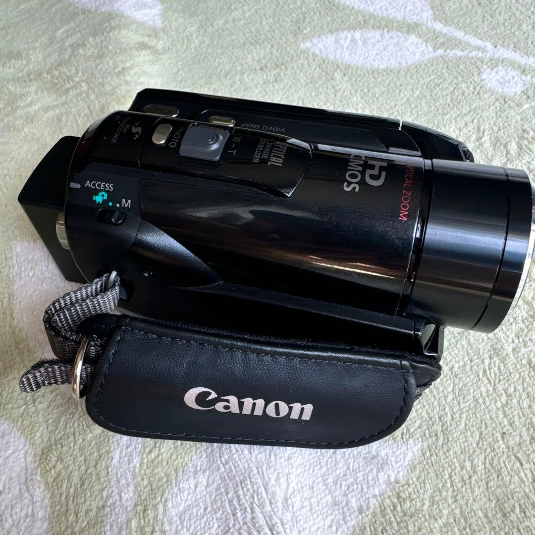 キャノン ビデオカメラiVIS HFM32