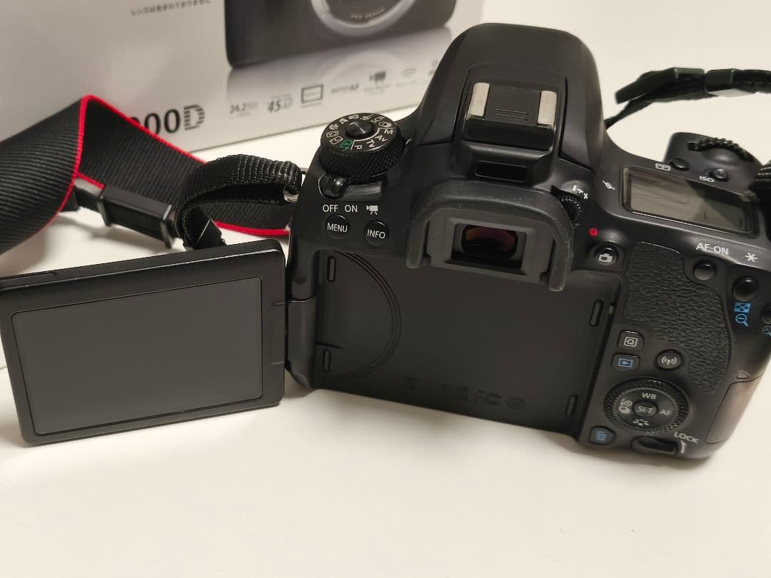 Canon EOS 9000D バッテリー付き