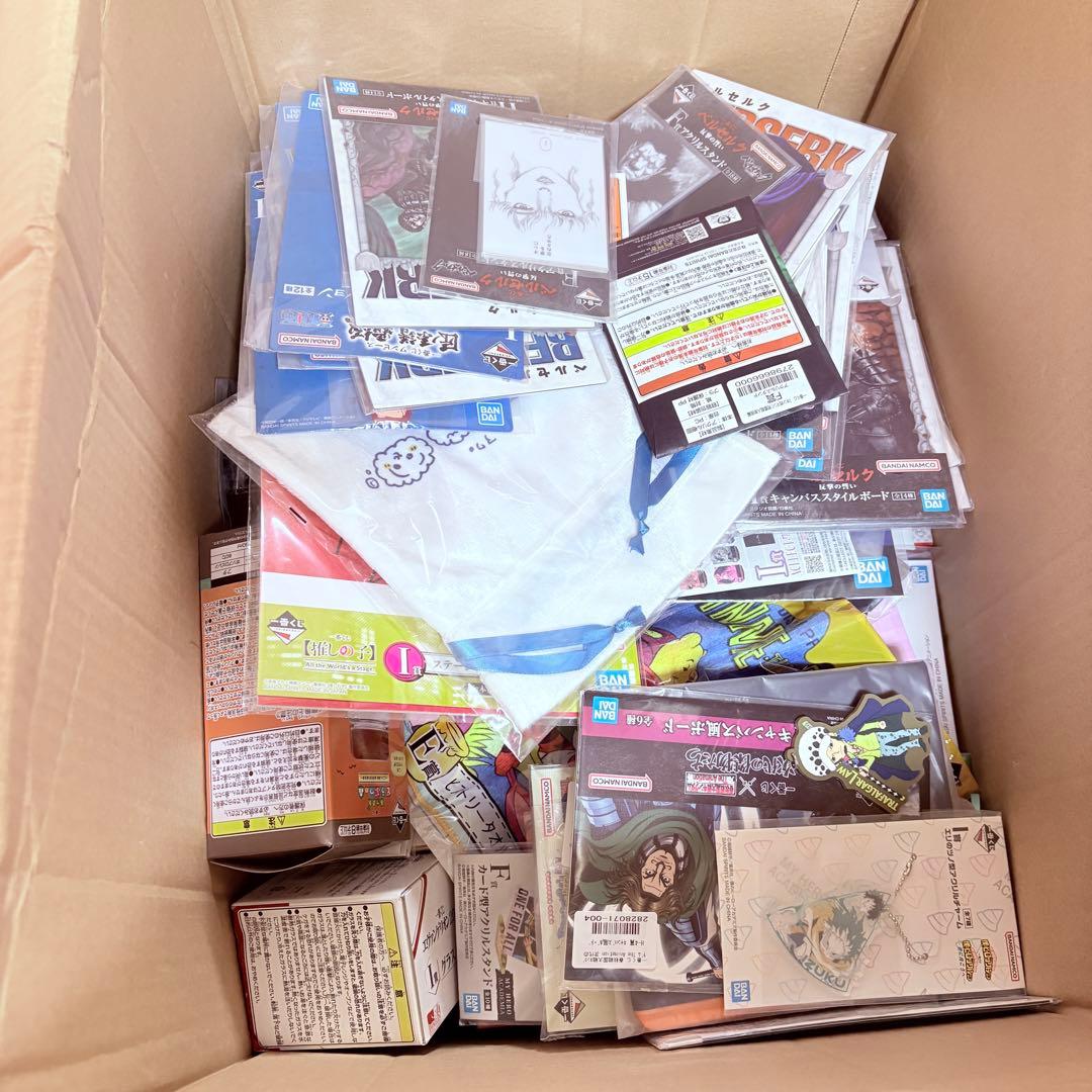 ボ*ン様 140サイズ 満載 16kg アニメグッズ 一番くじ 下位賞 まとめ売