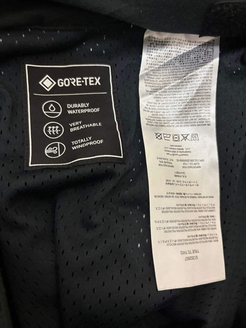 u*i様 VOLCOM スノーボードパンツ ブラック M