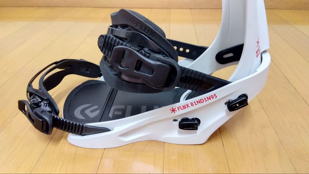 FLUX　ビンディング　XF　Mサイズ